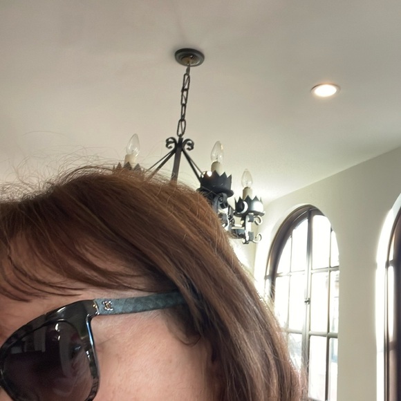 Gorgeous Chanel Sunglasses 🕶️ - Picture 11 of 14